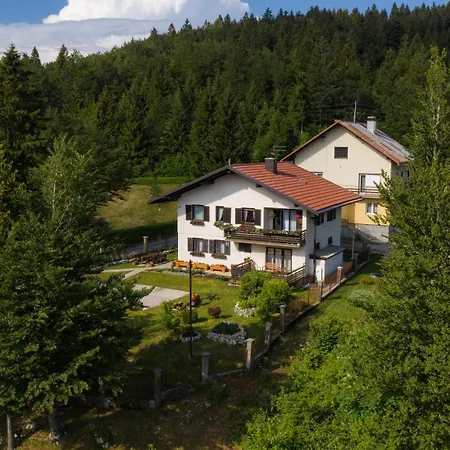 Apartment Ornela *